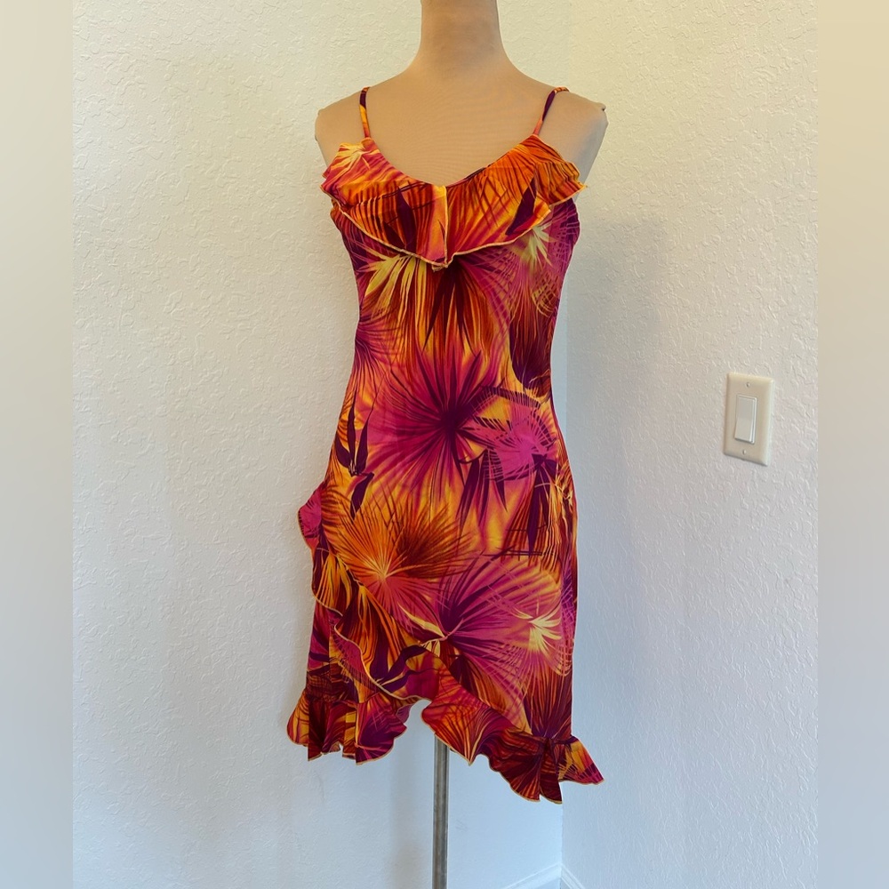 Vintage Y2K ruffle asymmetrical tropical